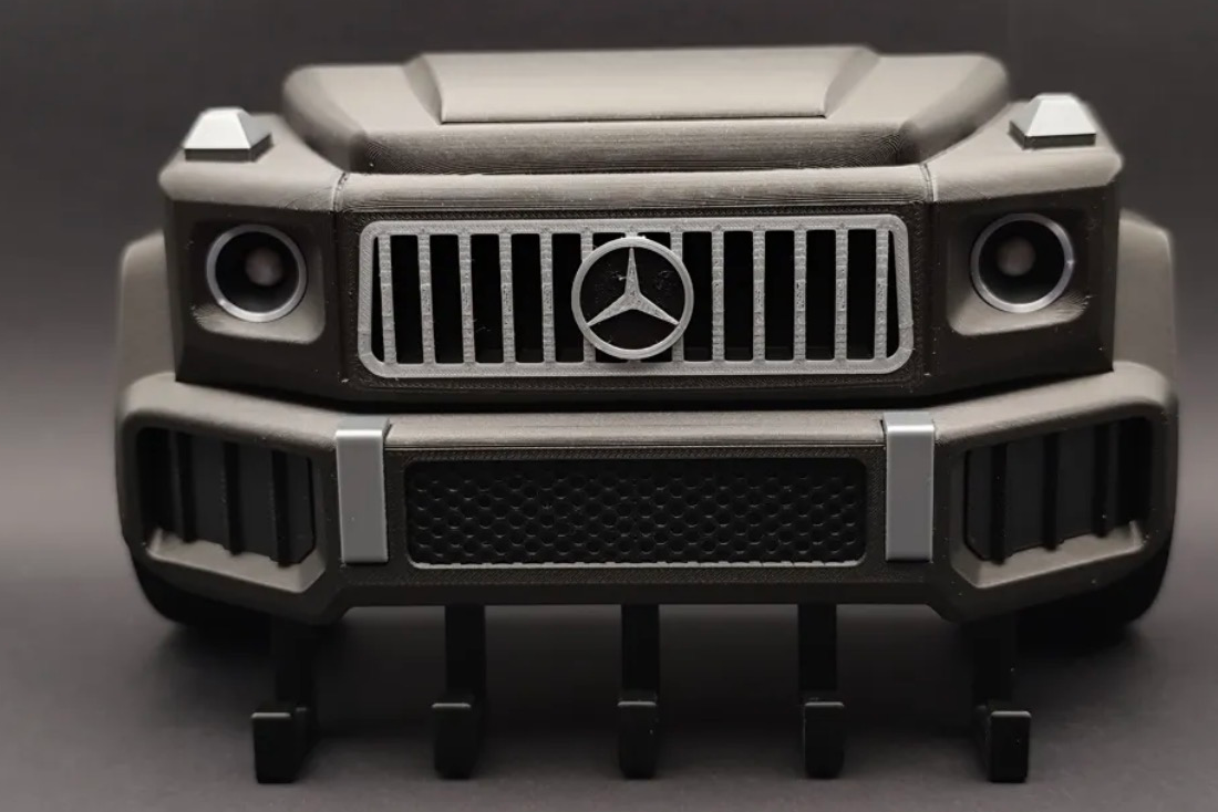 Čierno-strieborný 3D Mercedes G-Class držiak na päť kľúčov